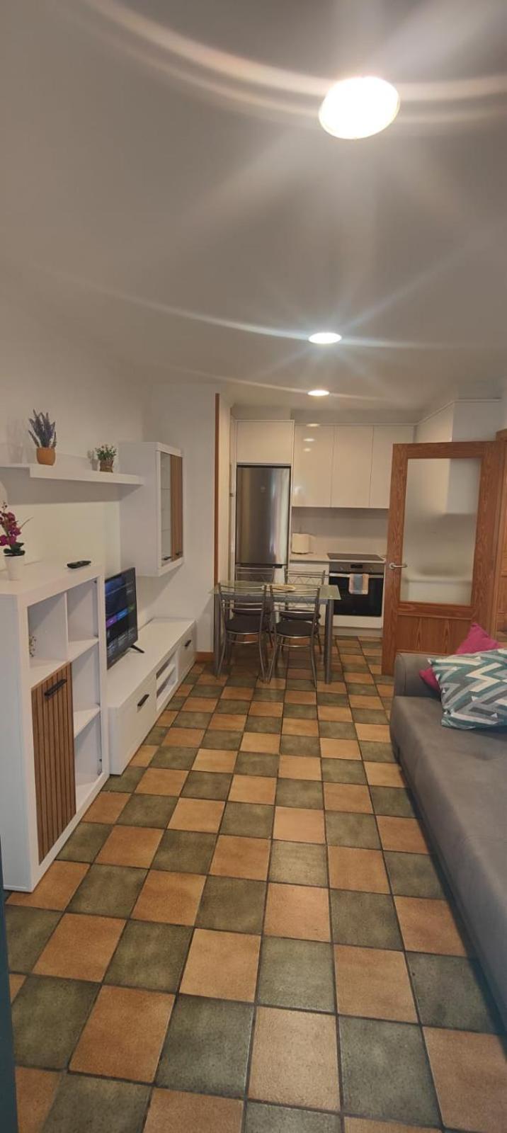 Apartamento Siro Compostela ซานติอาโก เด กอมโปสเตลา ภายนอก รูปภาพ